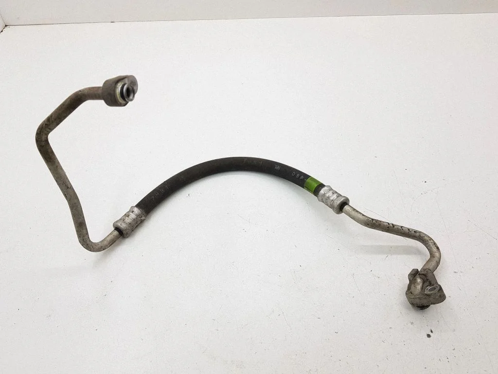 Air conditioning (A/C) pipe/hose