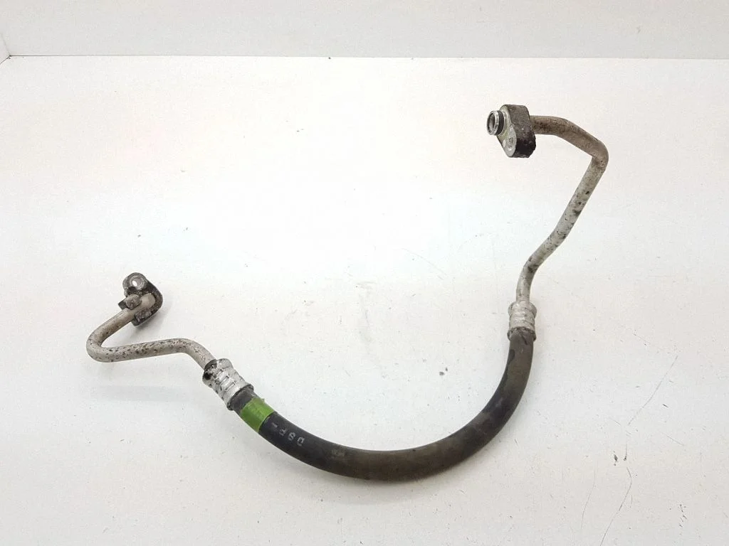 Air conditioning (A/C) pipe/hose