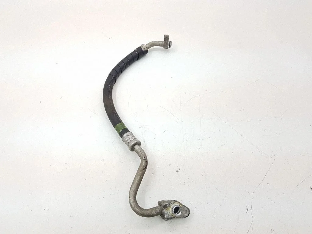 Air conditioning (A/C) pipe/hose