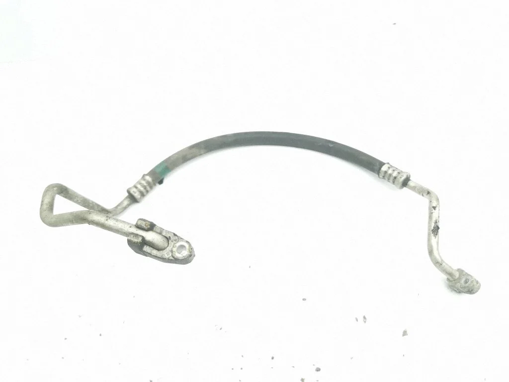 Air conditioning (A/C) pipe/hose
