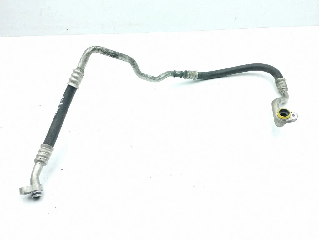 Air conditioning (A/C) pipe/hose