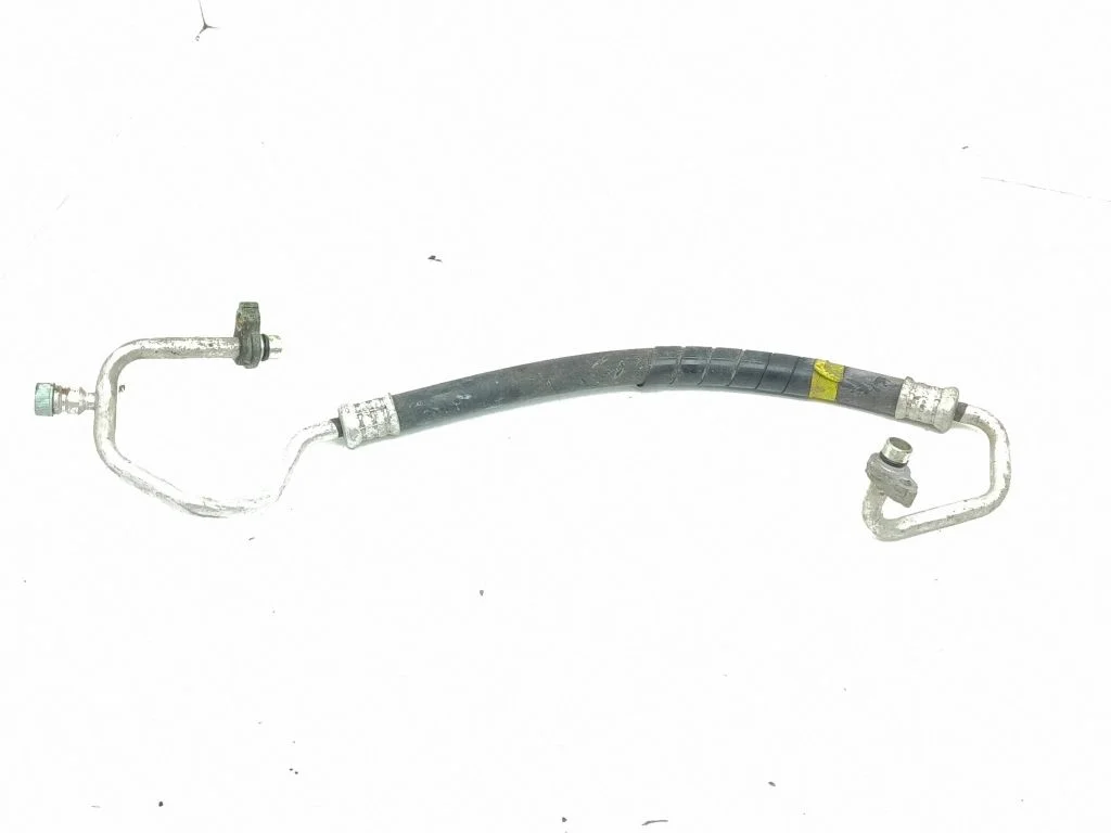 Air conditioning (A/C) pipe/hose