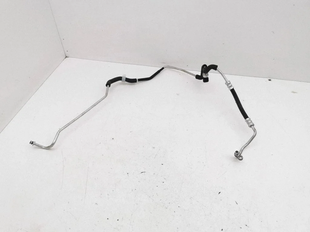 Air conditioning (A/C) pipe/hose