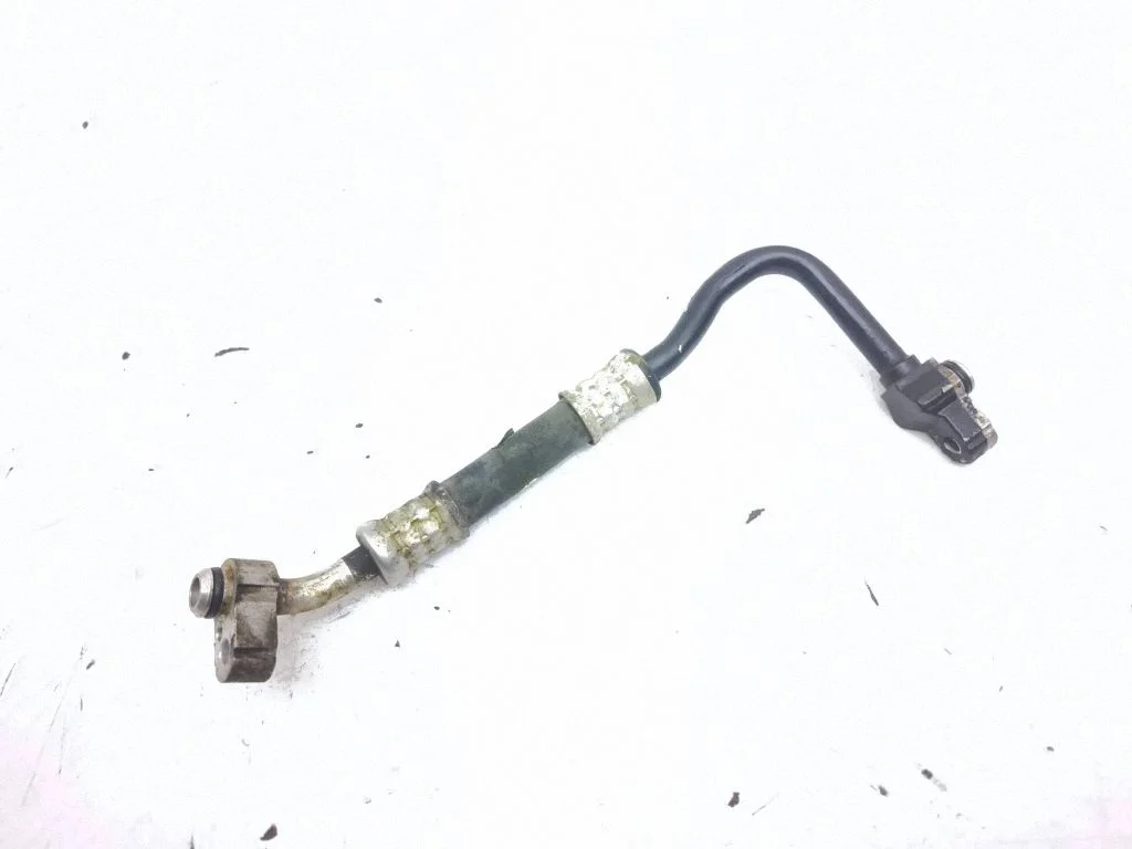 Air conditioning (A/C) pipe/hose