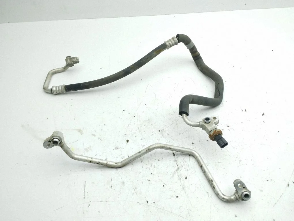 Air conditioning (A/C) pipe/hose