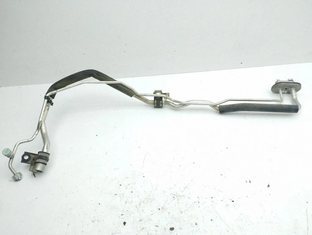 Air conditioning (A/C) pipe/hose