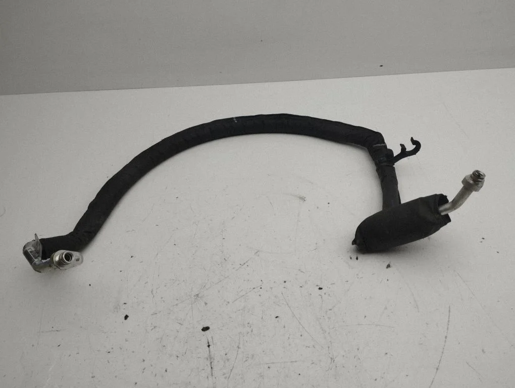 Air conditioning (A/C) pipe/hose 9826918180