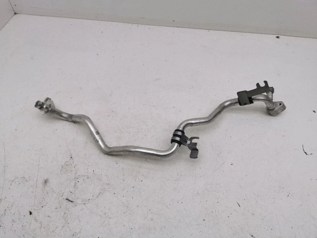 Air conditioning (A/C) pipe/hose 924806PD0C