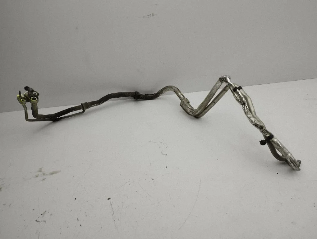 Air conditioning (A/C) pipe/hose