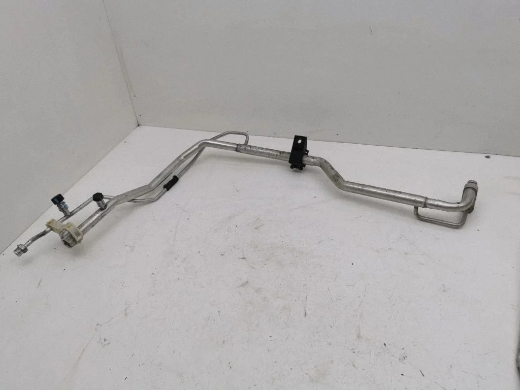 Air conditioning (A/C) pipe/hose – Honda HR-V (2015-2020)