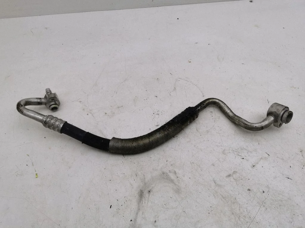 Air conditioning (A/C) pipe/hose 4G0260707P