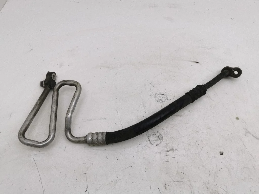Air conditioning (A/C) pipe/hose