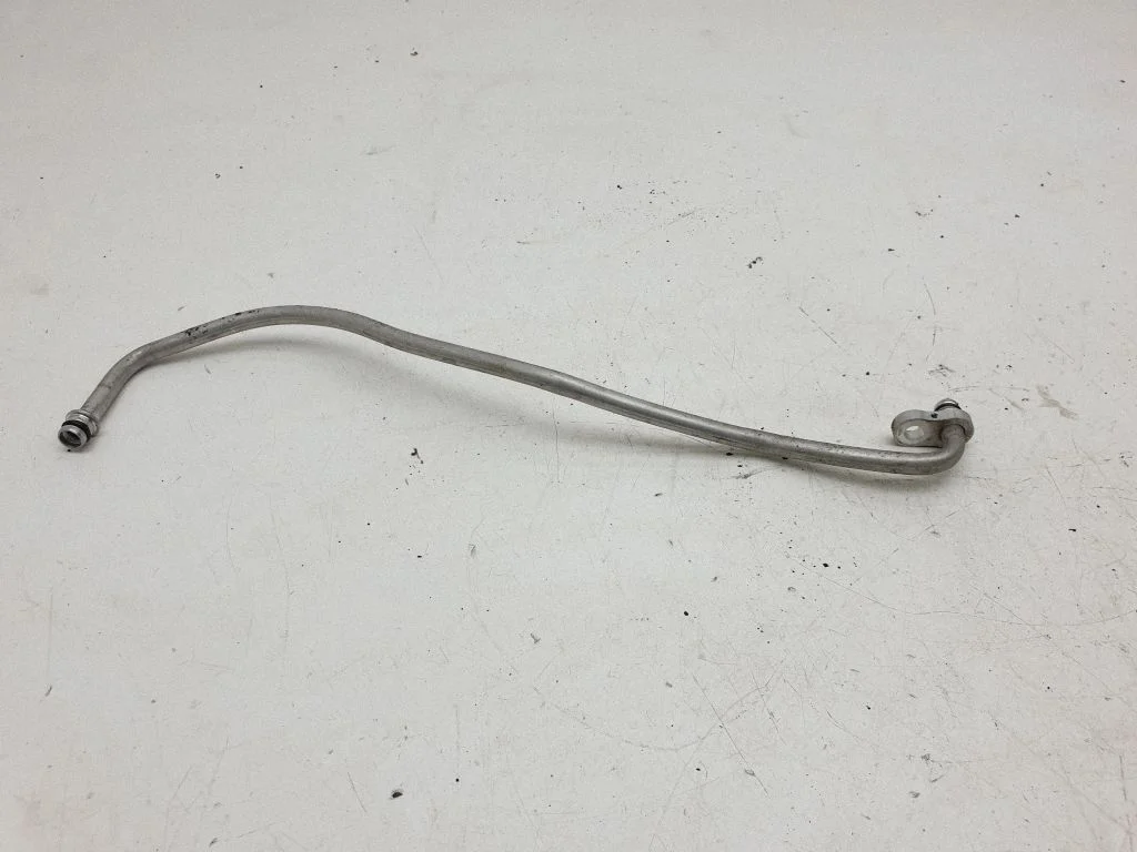 Air conditioning (A/C) pipe/hose