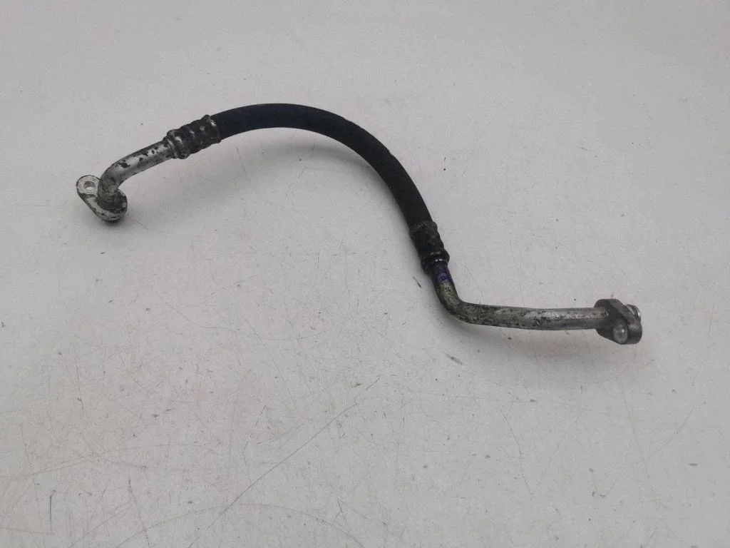 Air conditioning (A/C) pipe/hose