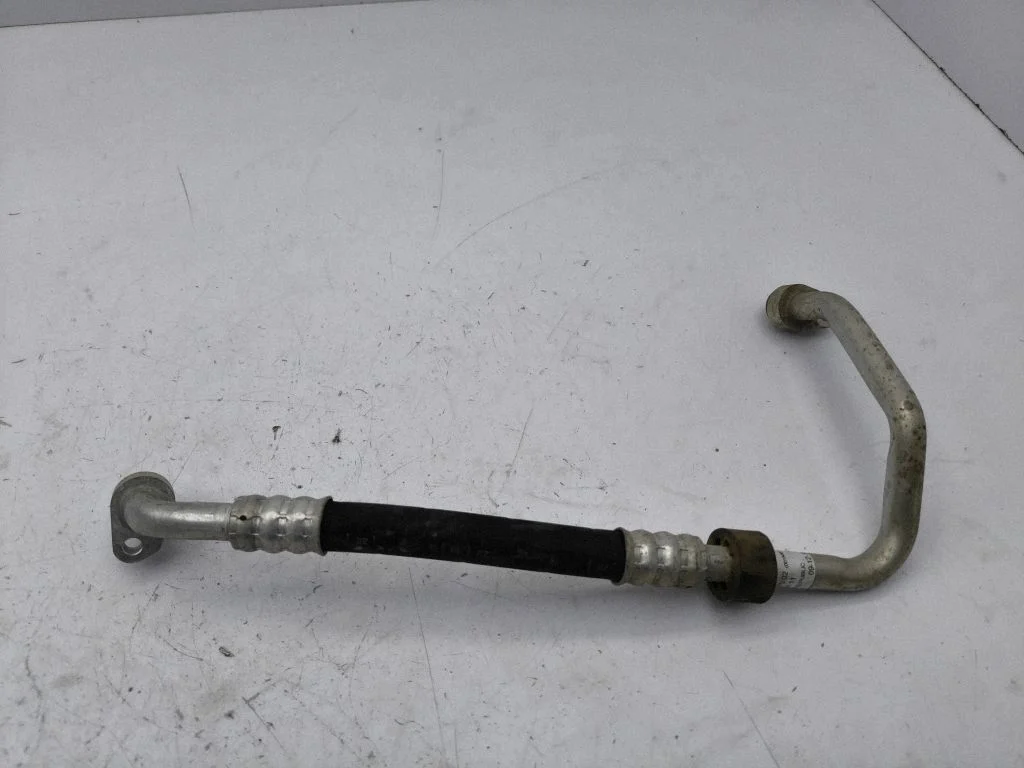 Air conditioning (A/C) pipe/hose – BMW i3 (2013-)