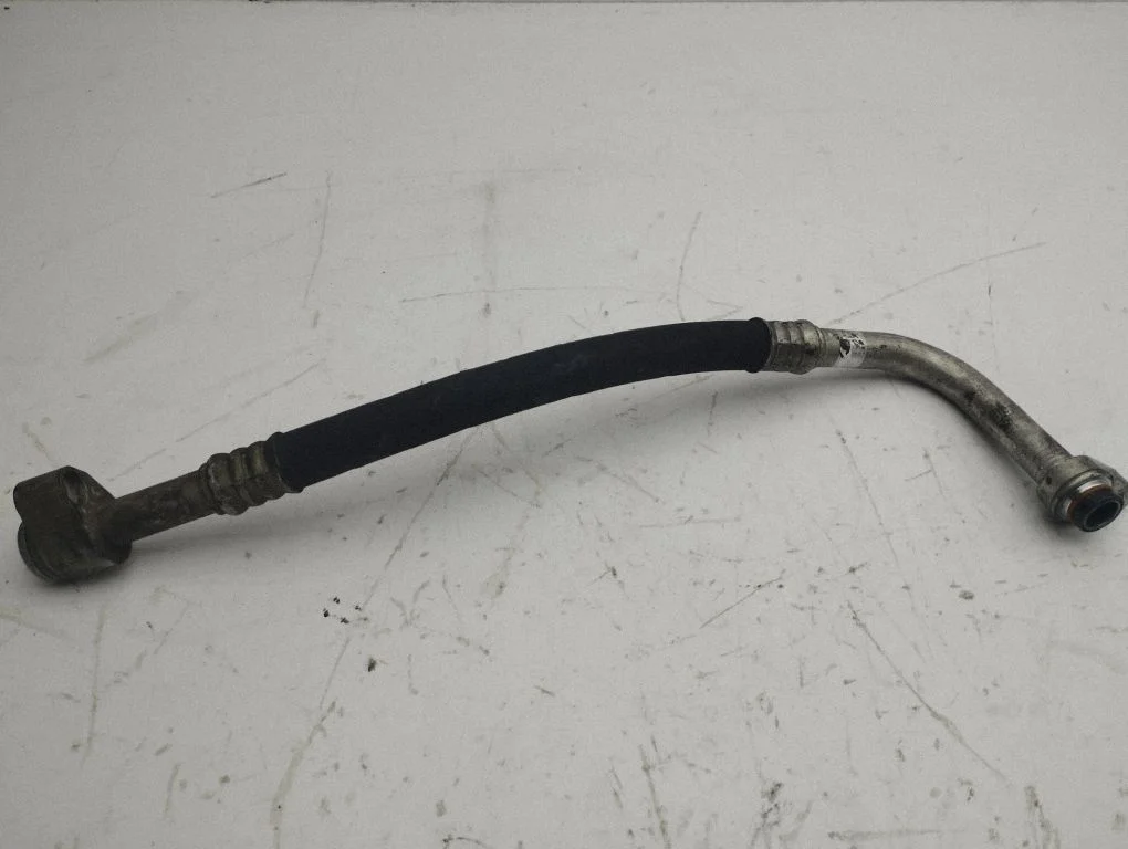 Air conditioning (A/C) pipe/hose