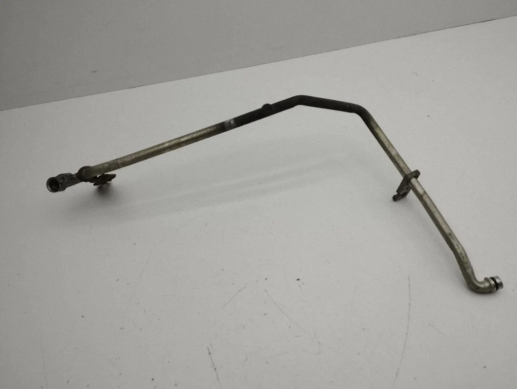 Air conditioning (A/C) pipe/hose
