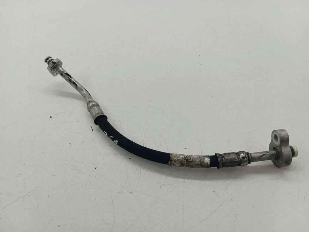 Kliimaseadme toru / voolik BJ3219E932AA