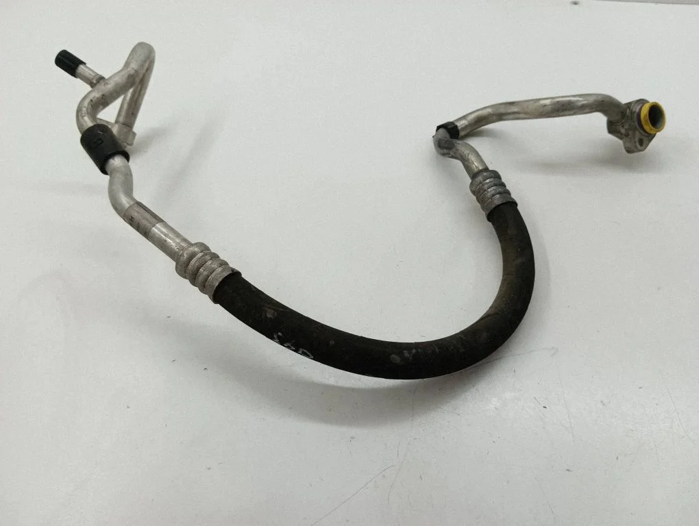Przewody klimatyzacji 7L0820744H