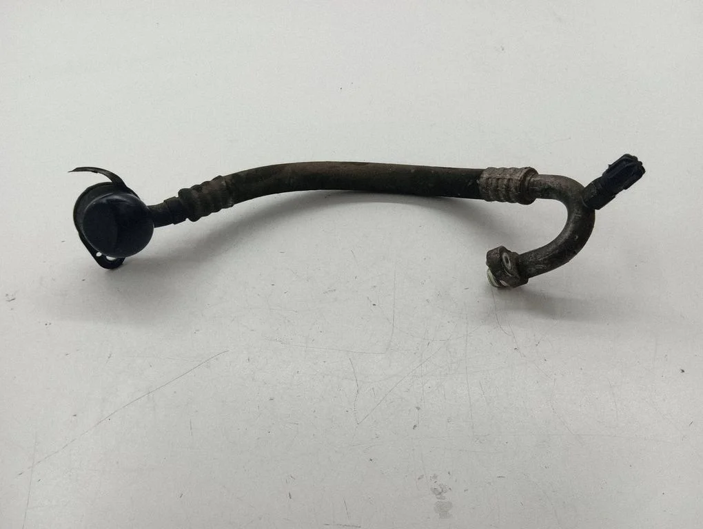 Air conditioning (A/C) pipe/hose