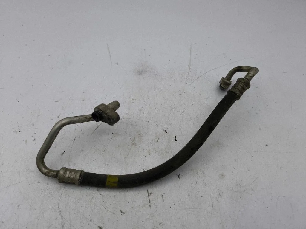 Air conditioning (A/C) pipe/hose