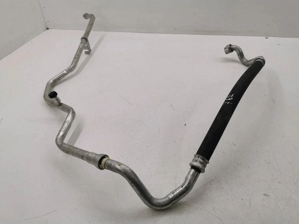 Air conditioning (A/C) pipe/hose