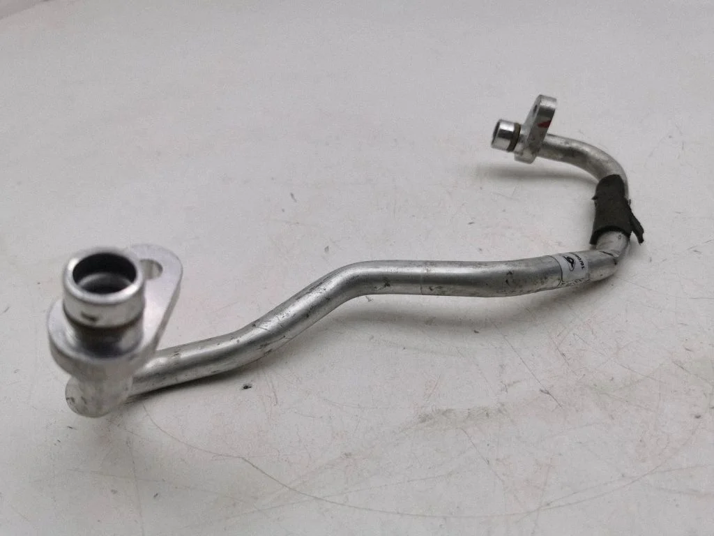 Air conditioning (A/C) pipe/hose 924425MZ3A