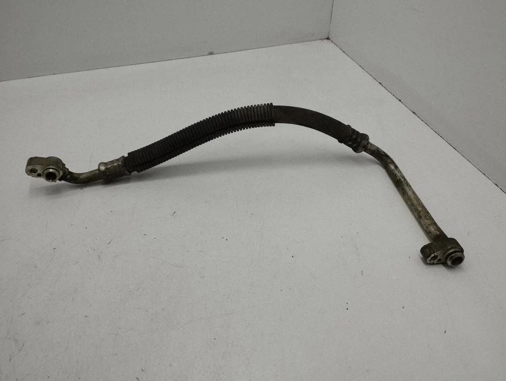 Air conditioning (A/C) pipe/hose