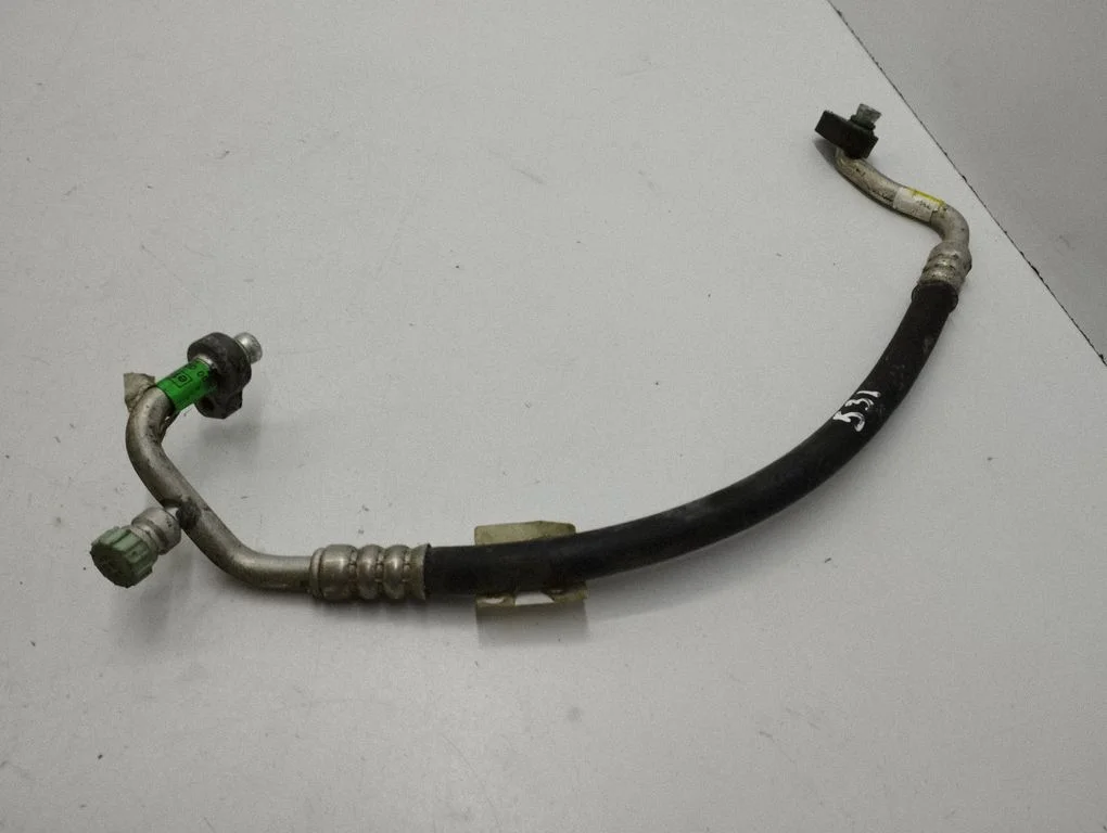Air conditioning (A/C) pipe/hose – Hyundai i30 (2013-2016)