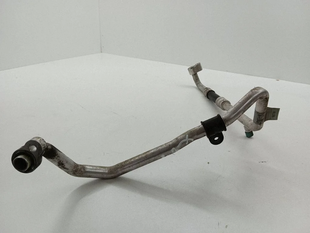 Air conditioning (A/C) pipe/hose 95489273