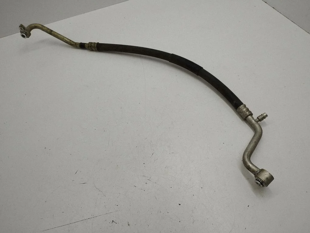 Air conditioning (A/C) pipe/hose