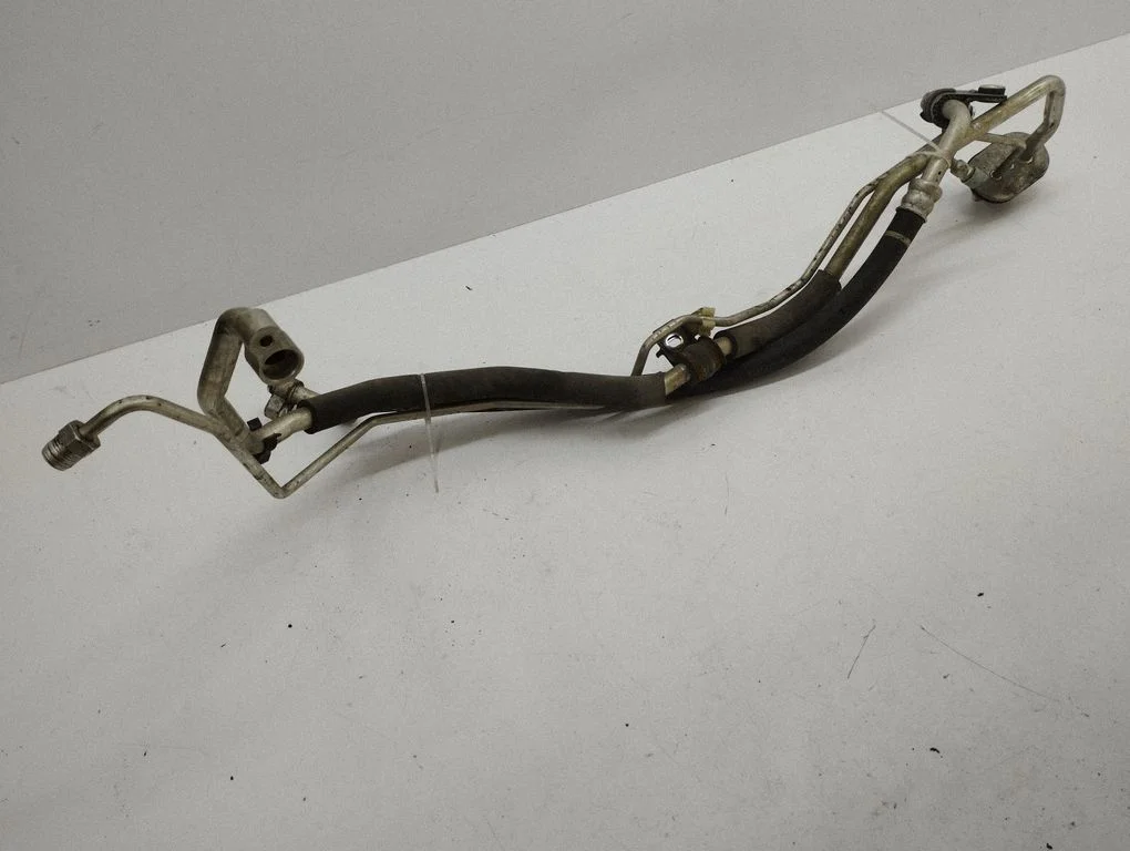 Air conditioning (A/C) pipe/hose