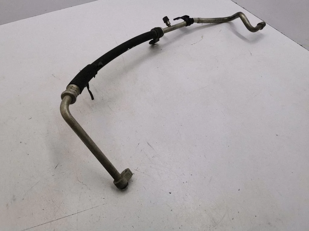 Air conditioning (A/C) pipe/hose