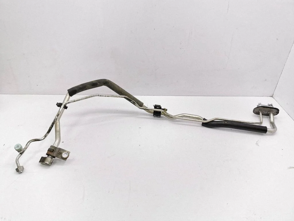 Air conditioning (A/C) pipe/hose