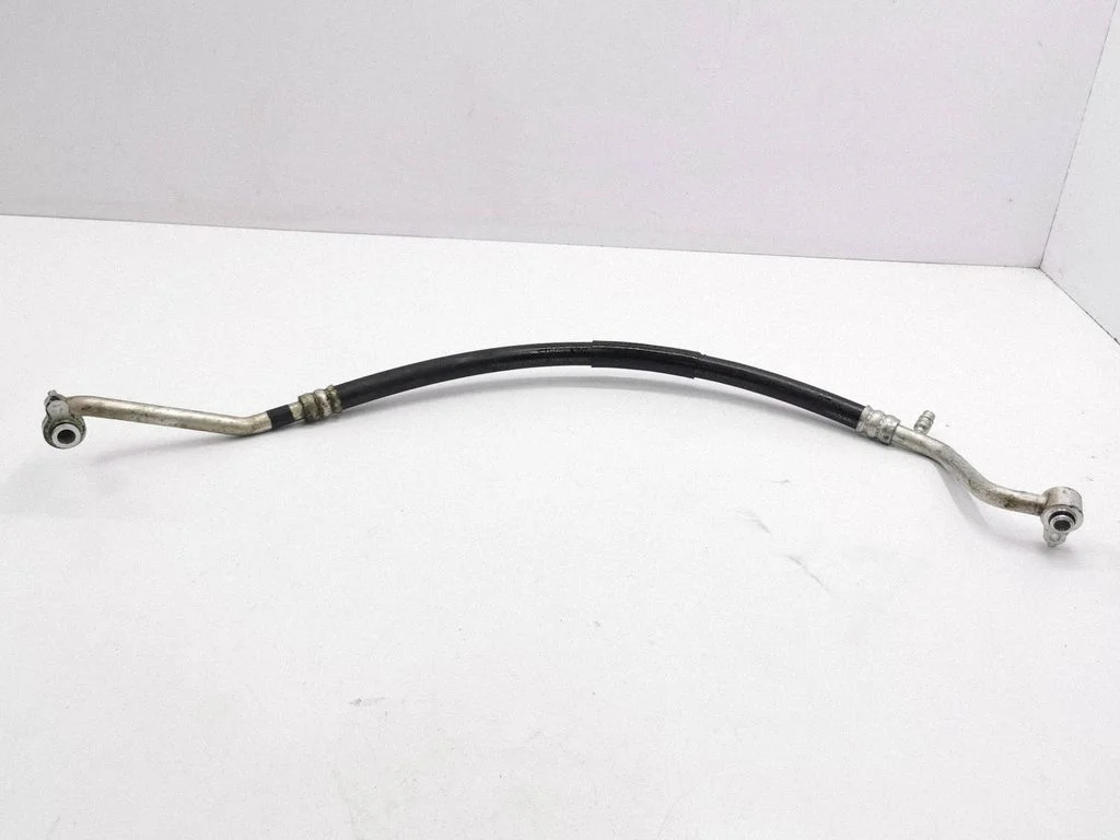 Air conditioning (A/C) pipe/hose