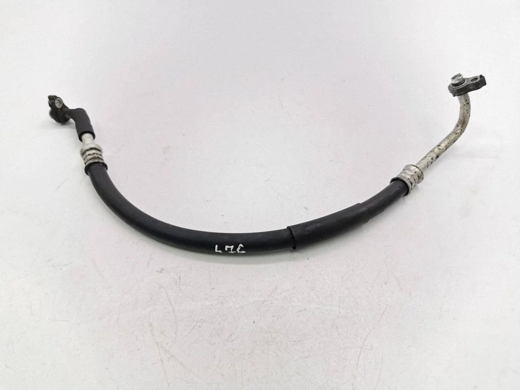 Air conditioning (A/C) pipe/hose