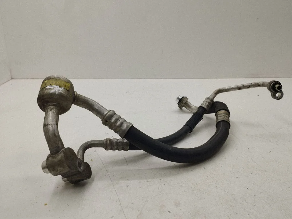 Air conditioning (A/C) pipe/hose
