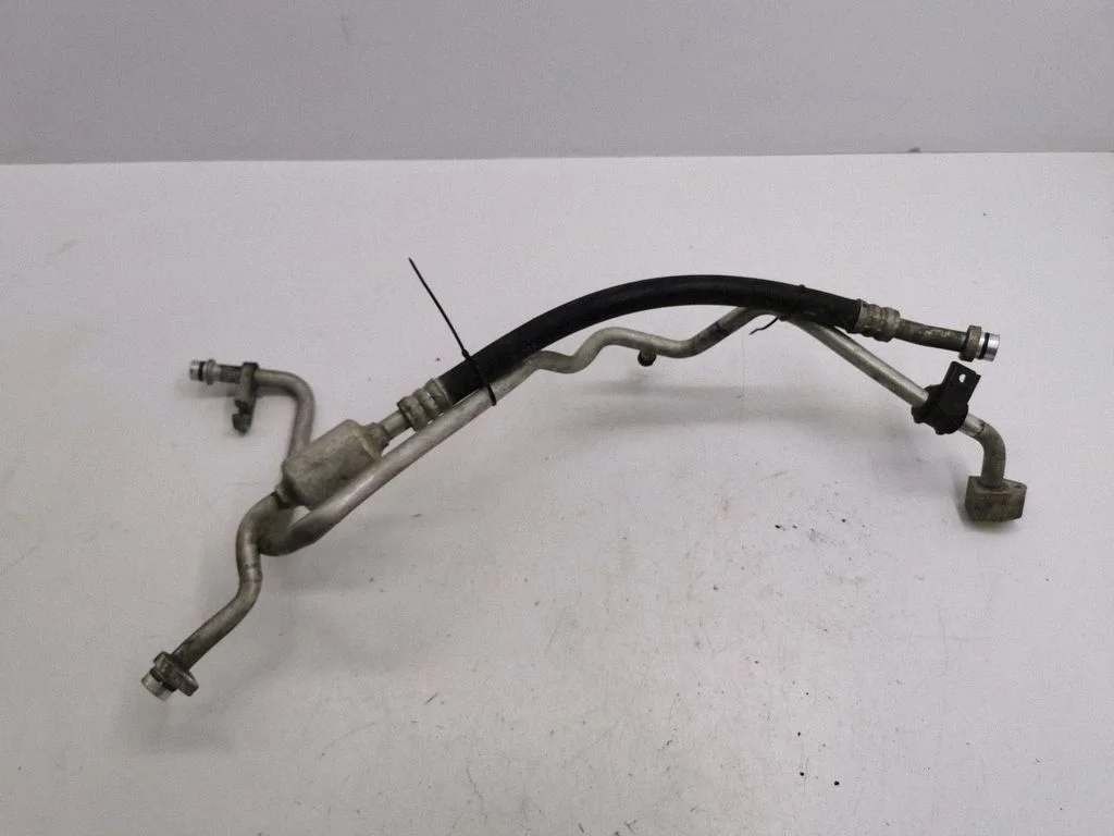 Air conditioning (A/C) pipe/hose 5352396220