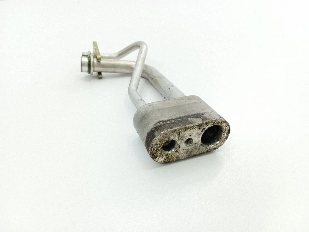 Air conditioning (A/C) pipe/hose 319824