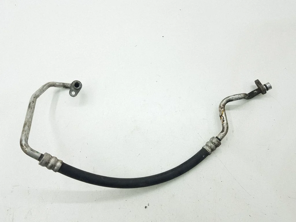 Air conditioning (A/C) pipe/hose