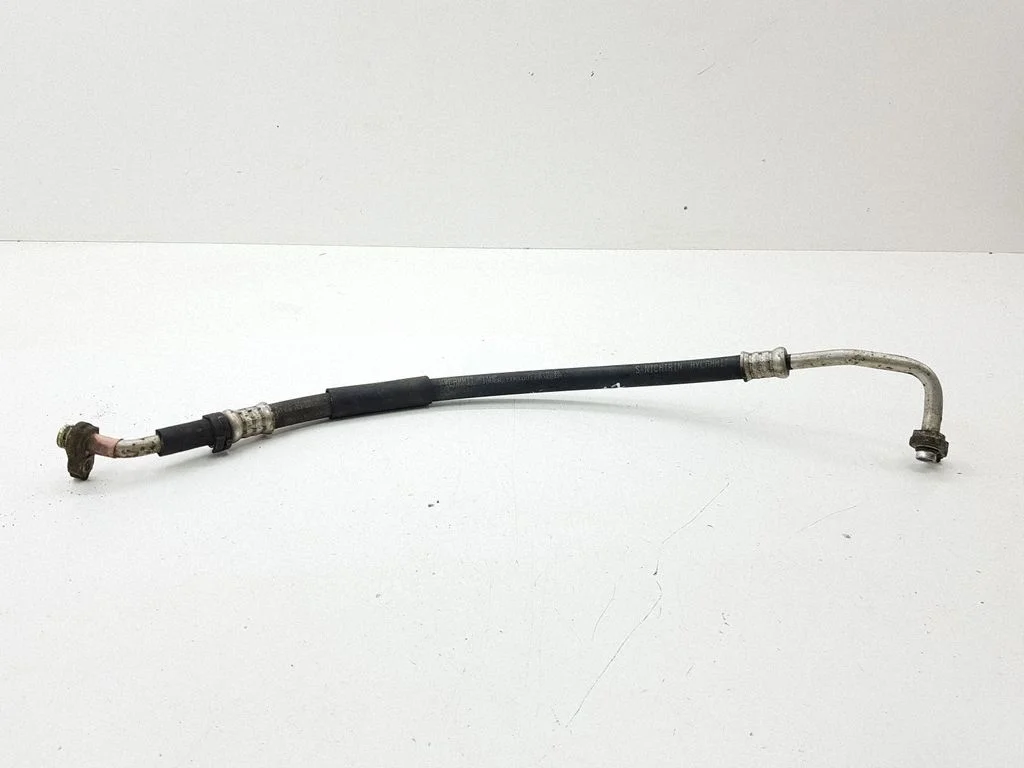 Air conditioning (A/C) pipe/hose