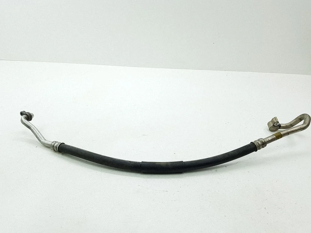 Air conditioning (A/C) pipe/hose