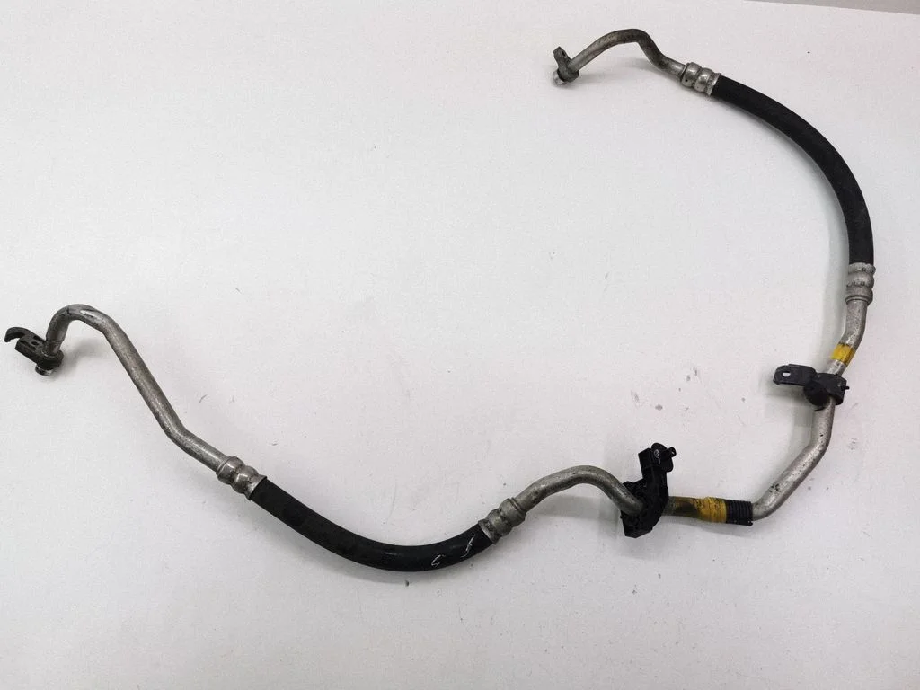Air conditioning (A/C) pipe/hose