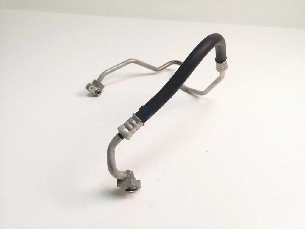Air conditioning (A/C) pipe/hose