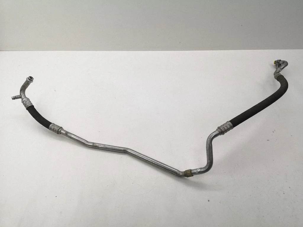 Air conditioning (A/C) pipe/hose