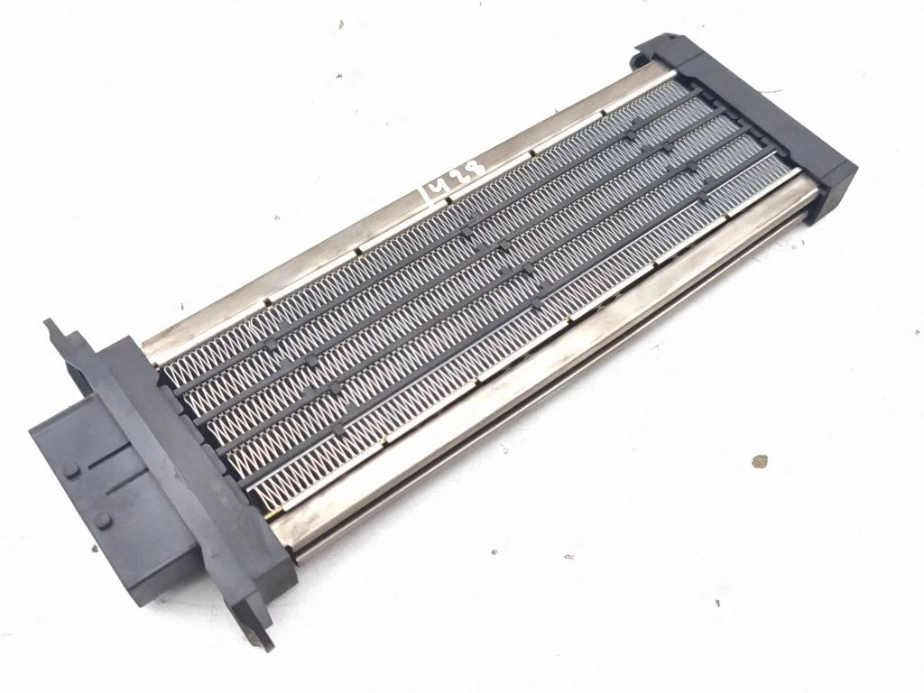Elektriskais salona krāsniņas radiators – Jeep Grand Cherokee (WK) (2005-2010)
