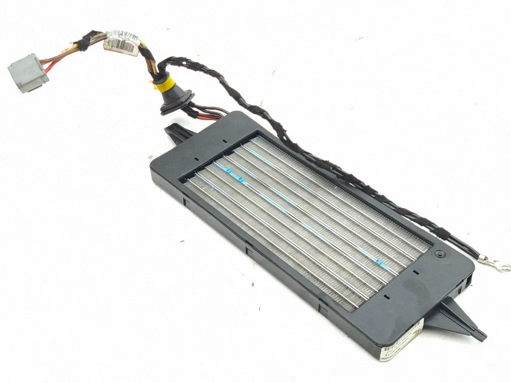 Elektriline salongi küttekeha radiaator EA440001