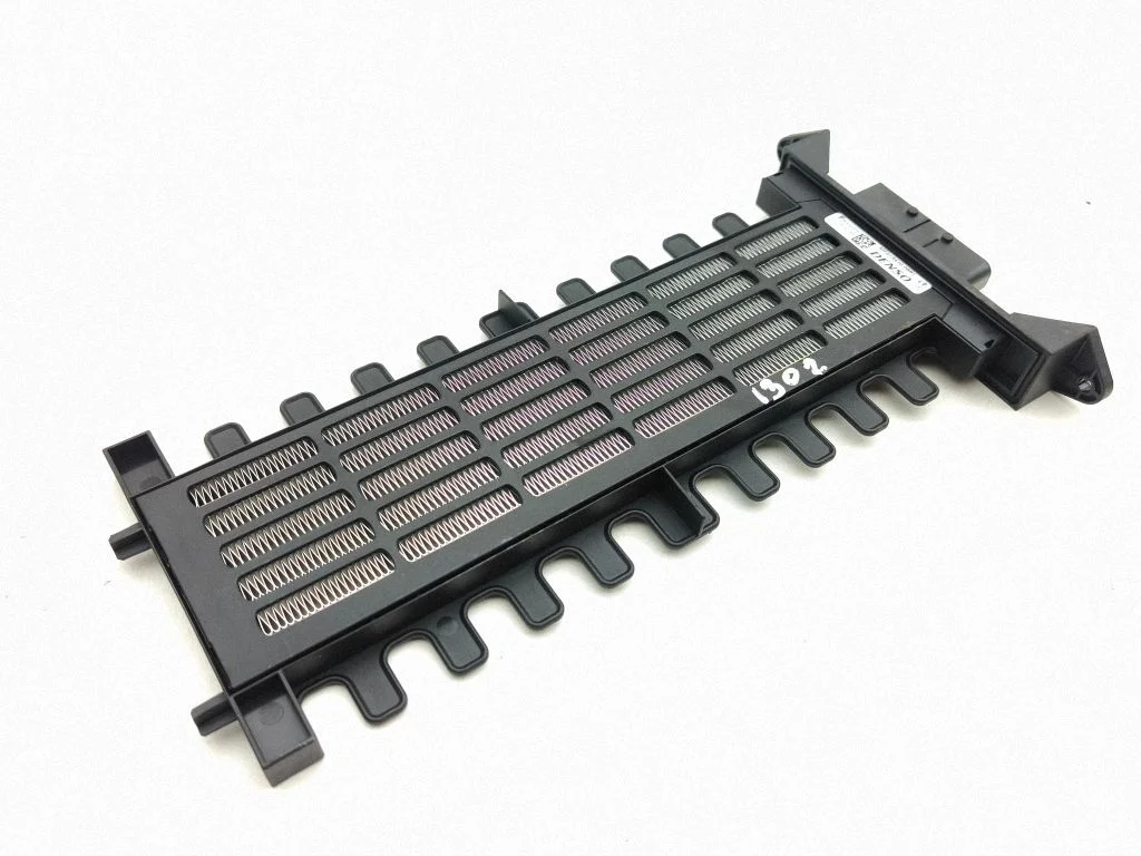 Elektriline salongi küttekeha radiaator 0134100861