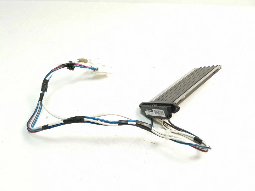 Elektriline salongi küttekeha radiaator 0948000130