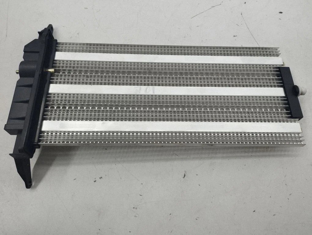 Elektriline salongi küttekeha radiaator – Audi A7 S7 4G (2011-2017)